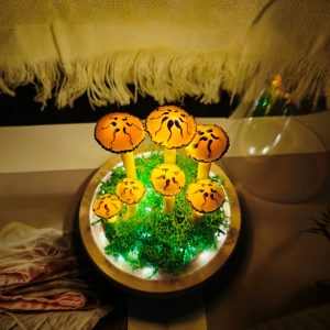 Nature-Inspired Earthy Mushroom Lamp