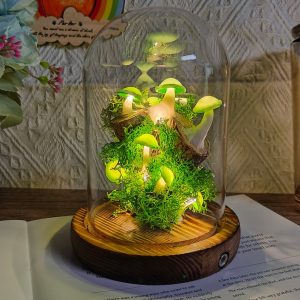 Growing on Trees Green Mushroom Lamp