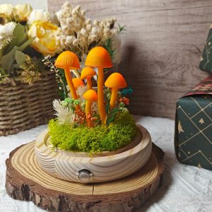 Orange Dried Flower Mushroom Lamp