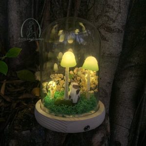 Green Mushroom Lamp with Couple Cats & Butterfly & Ladybug