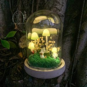 Green Mushroom Lamp with Couple Cats & Butterfly & Ladybug